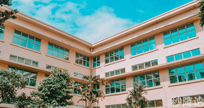 秒降论降AIGC,免费查重系统,智能改重