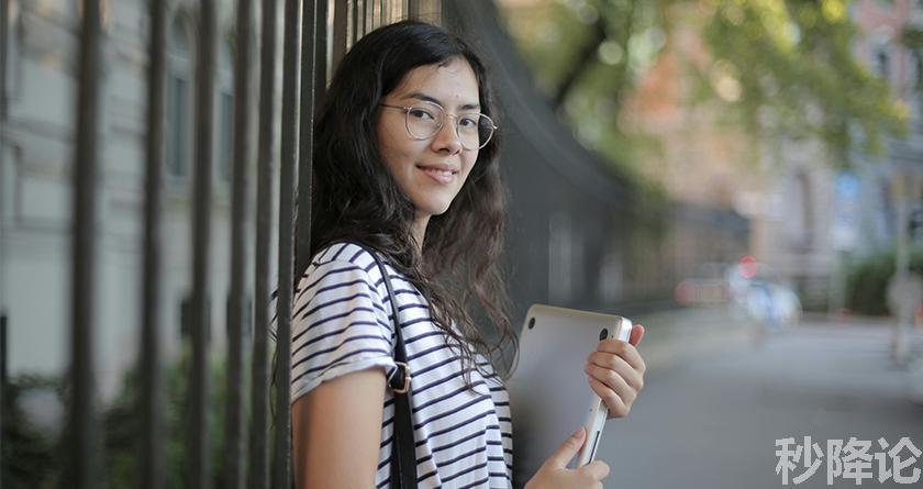 秒降论降AIGC,免费查重系统,智能改重